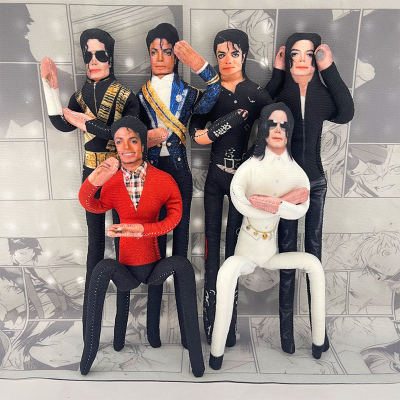 Anime Fan Merchandise - Bambola di Peluche Articolata di Michael